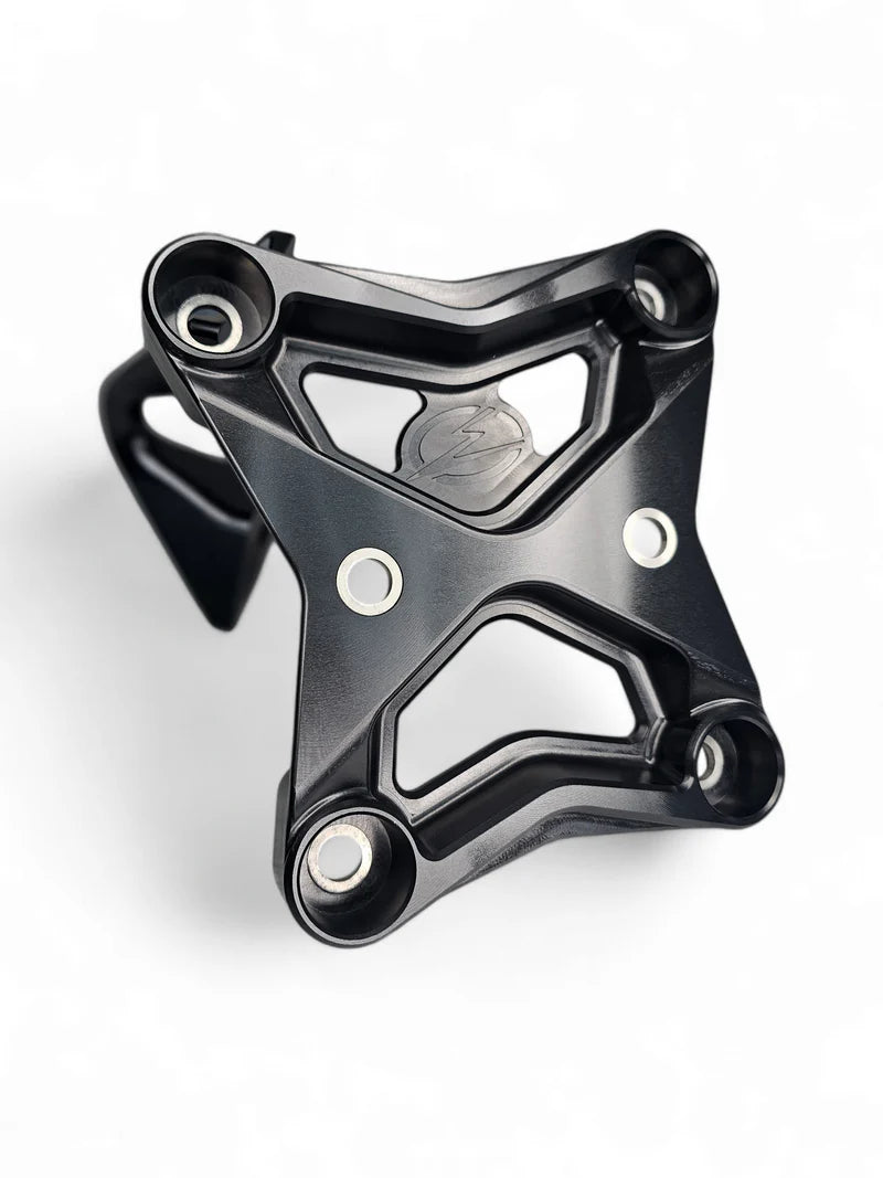 Elektric Offroad 2017+ Can Am X3 Maverick 6 bolt EOD XL Radius Rod Plate with Tow Hook Black