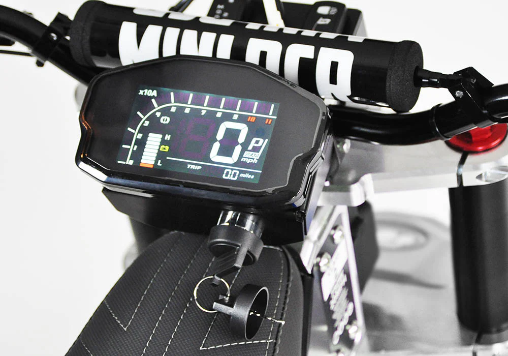 Mini RCR T3 Electric 3 Wheeler Bike Black with Black Carbon Fenders