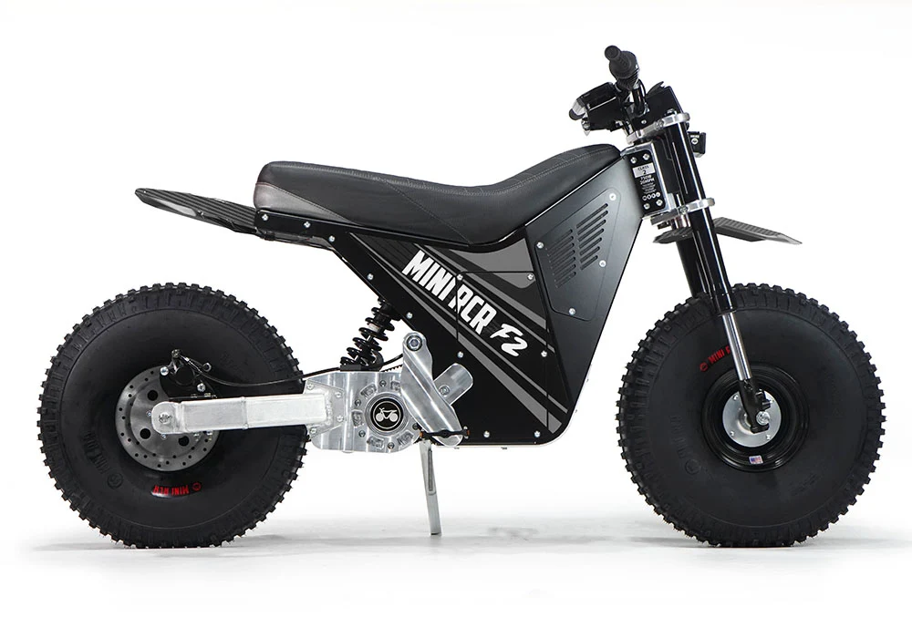 Mini RCR RCR F2 Electric Bike Black with Black Carbon Fenders
